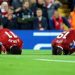 Pemain Muslim di Liverpool Seperti Mohamed Salah dan Sadio Mane.  foto : indosport.com