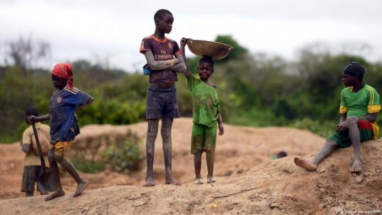 Kisah Papin, Buruh Anak di Tambang BerlianIssouf Sanogo/AFP