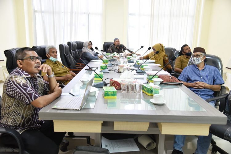 Rapat Banleg DPRK Banda Aceh dengan Dinas Pendidikan dan Kebudayaan membahas tindak lanjut Raqan Cagar Budaya, Senin, 8 Februari 2021.