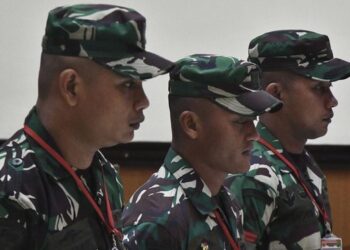 Tiga anggota TNI AD divonis bui seumur hidup terkait kasus pembunuhan pemuda Aceh Imam Masykur.(ANTARA FOTO/Fakhri Hermansyah)
